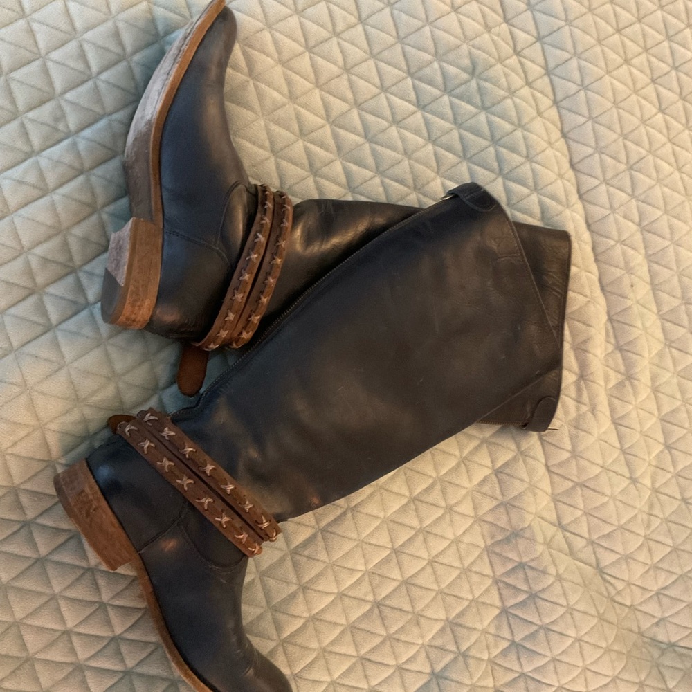 Frye navy blue boots